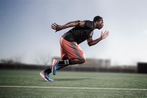 kaiyun网站-克洛普带领利物浦奋勇争先，梦想欧冠荣耀