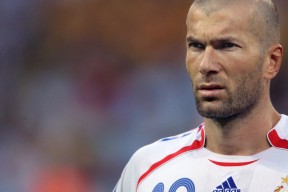 kaiyun官方网站-欧洲杯战术奇兵：布局巧妙引领胜利！，欧洲杯战术机位