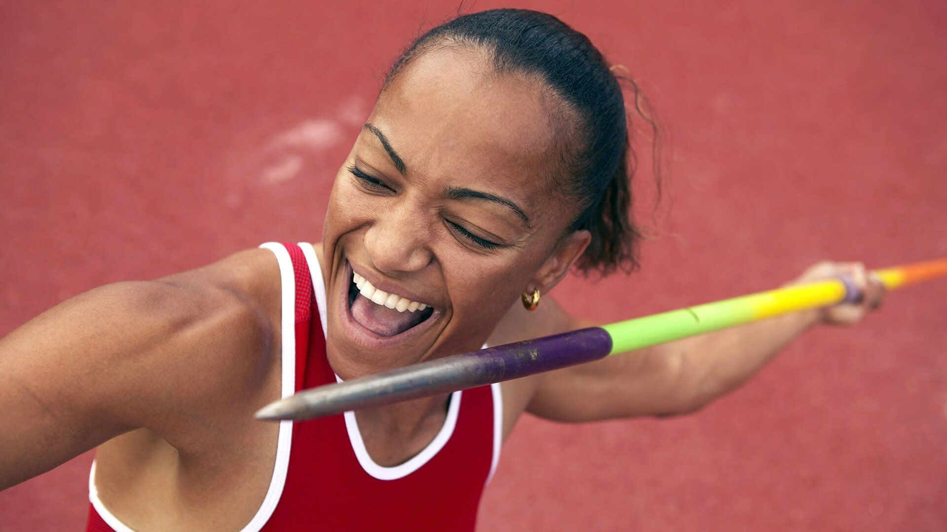 自由泳百米战况激烈 三强分秒必争,自由泳百米速度标准