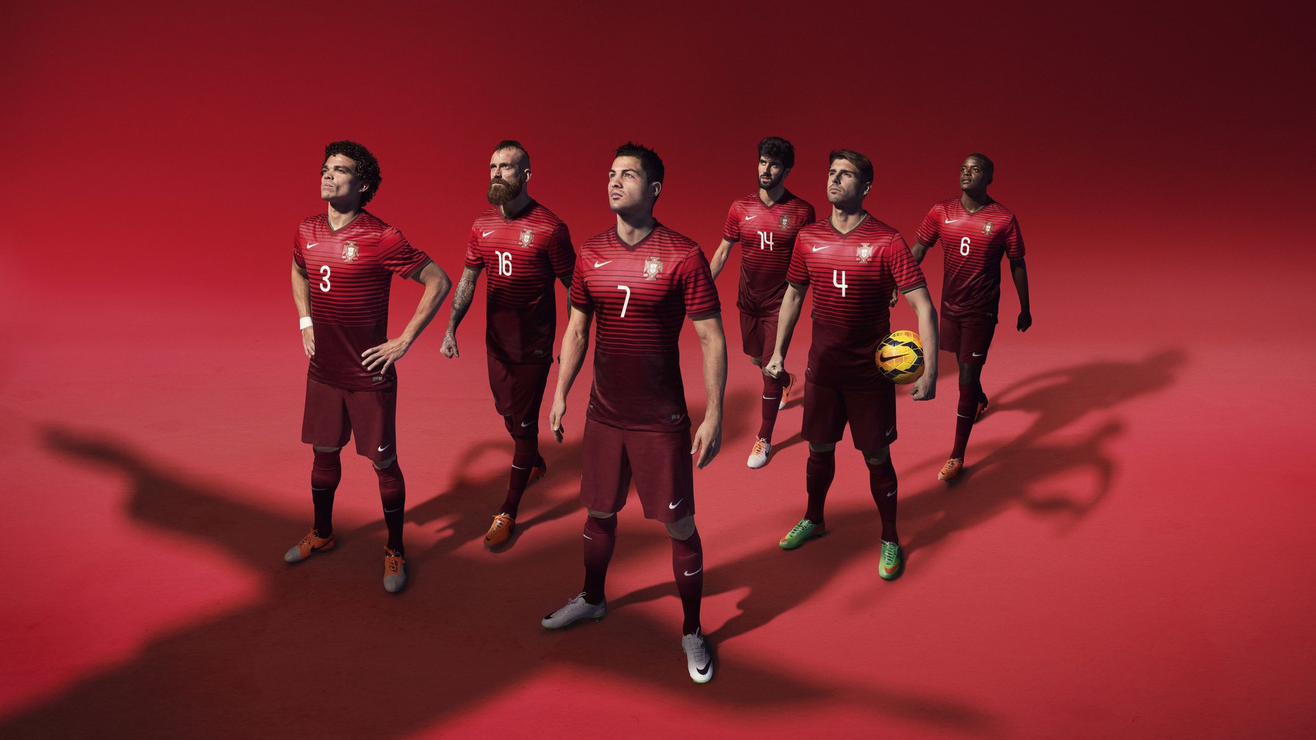 弗朗索瓦·斯图尔特：精准的传球和巧妙的跑位让南非队攻防不缺