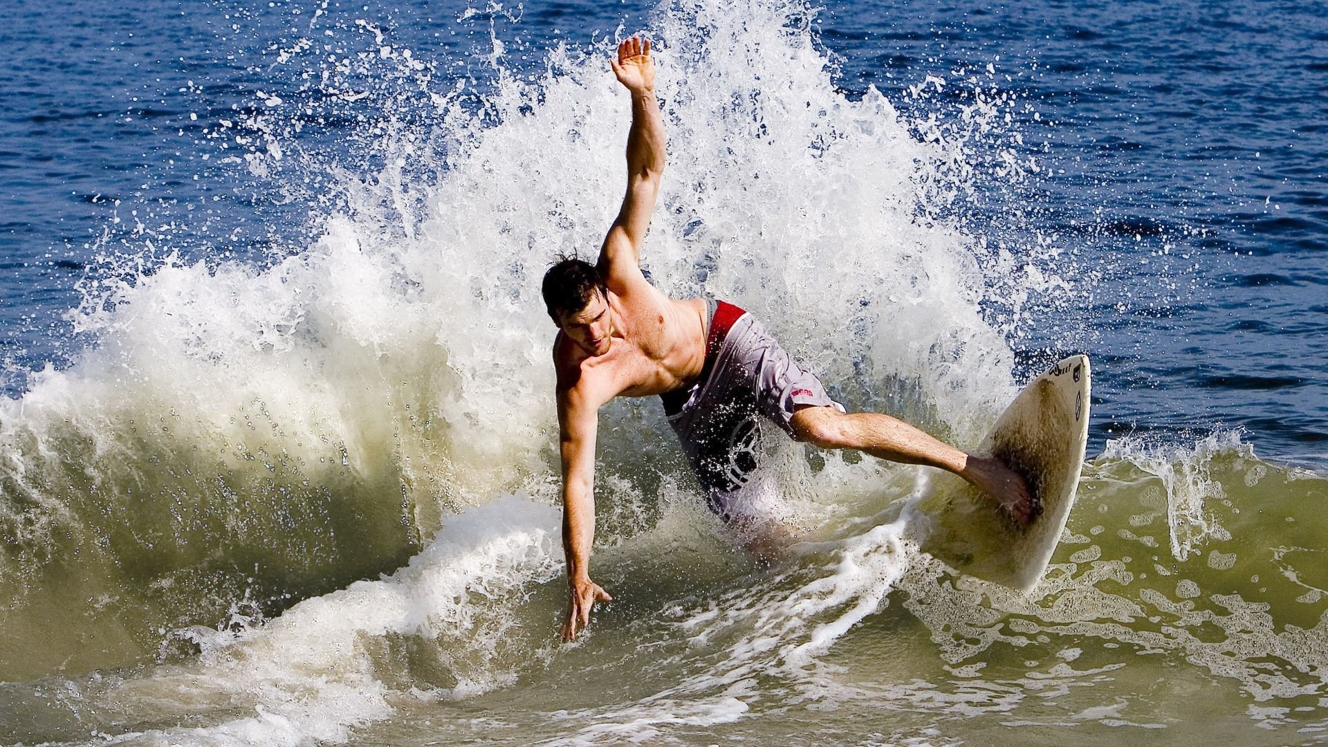 开云网页版登录入口-电竞行业的社会责任：健康游戏与公益事业，游戏电竞行业基本情况