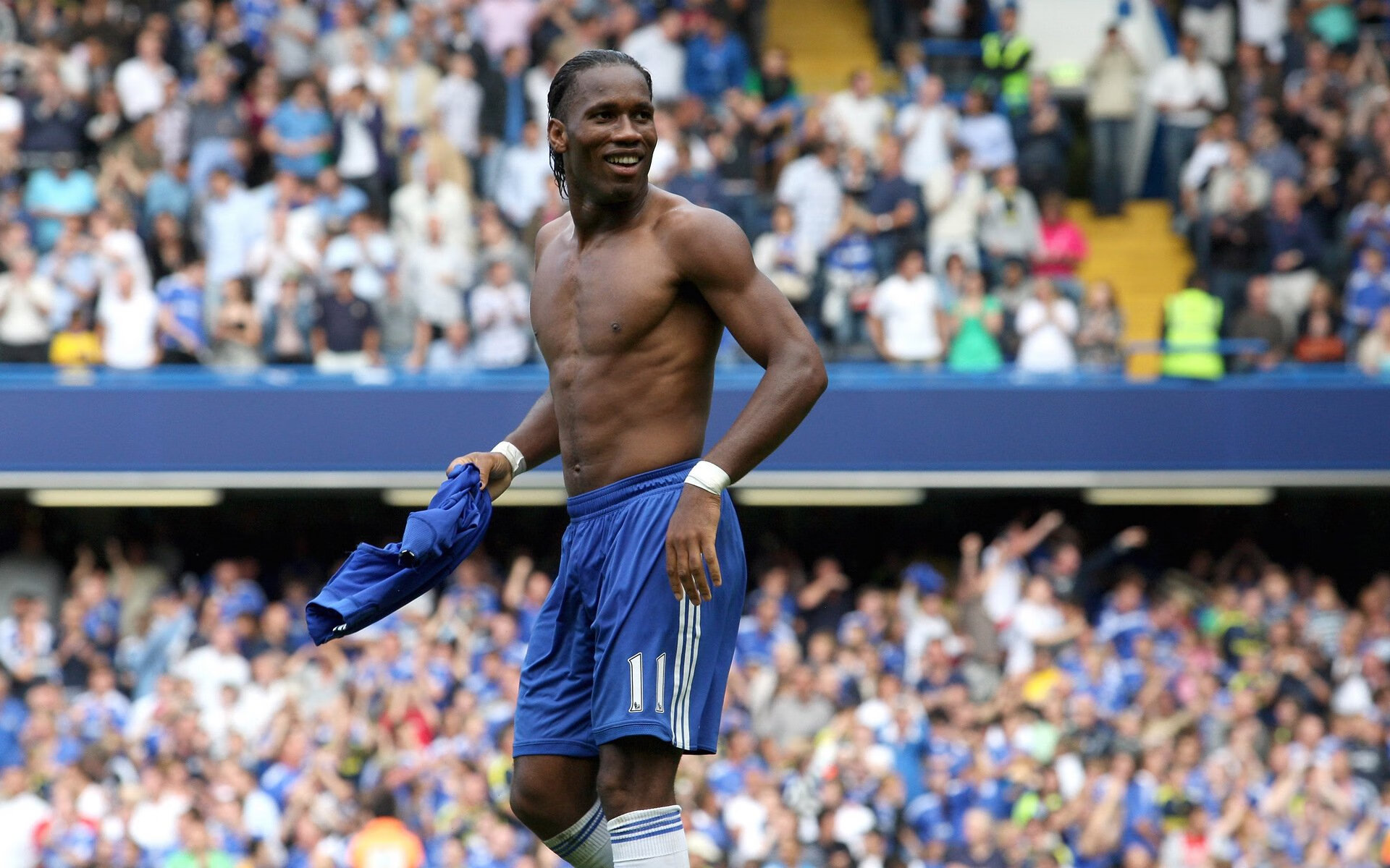 开云真人娱乐官网-青少年足球比赛受众广泛，影响力不断扩大，青少年足球比赛对孩子有什么意义